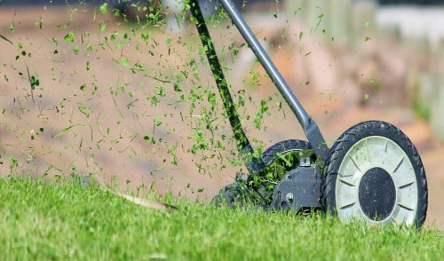 Late Season Mowing Tips