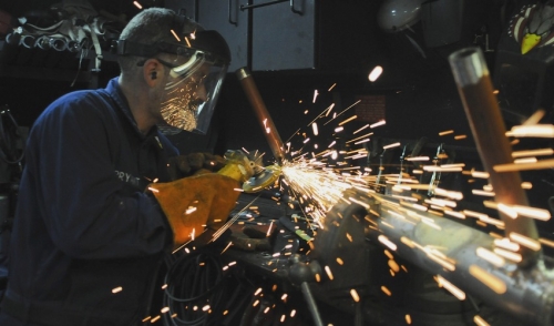 Three tips for maintaining a bench grinder