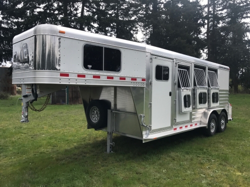 2019 Elite Mustang 3 Horse Trailer