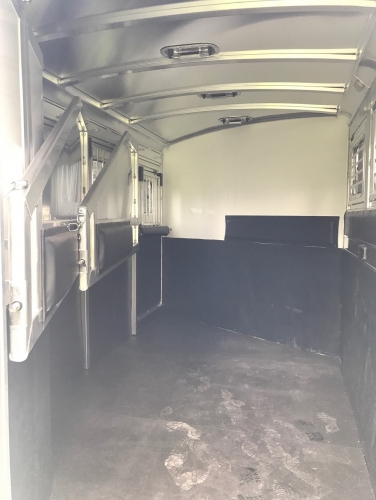 2019 Elite Mustang 3 Horse Trailer
