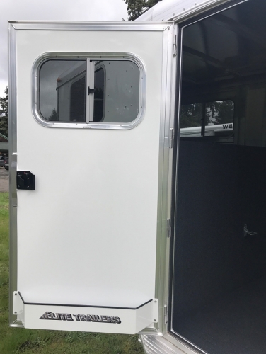 2019 Elite Mustang 3 Horse Trailer