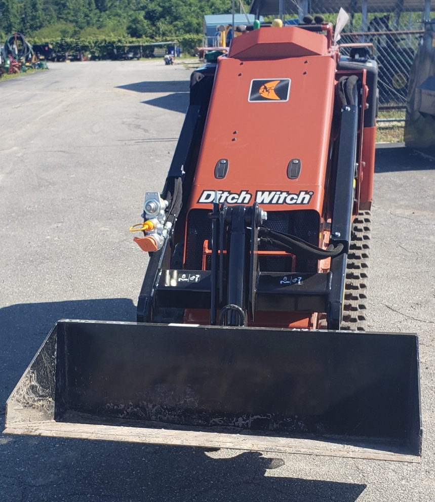 Ditch Witch Mini Skid Steer Grand True Value Rental Clinton & Dunn, NC