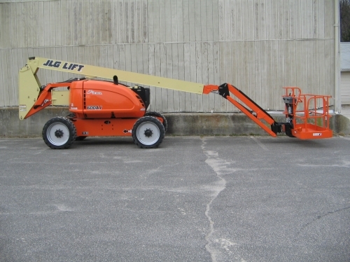 JLG 600 AJ 60 Foot Boom Lift | Taylor Rental of Great Barrington, MA ...