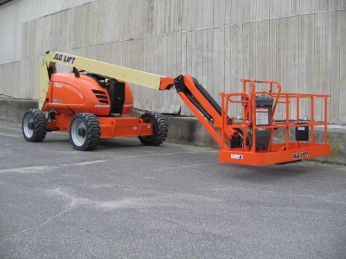 JLG 600 AJ 60 Foot Boom Lift | Taylor Rental of Great Barrington, MA ...