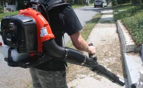 GAS POWERED BACK PACK BLOWER
