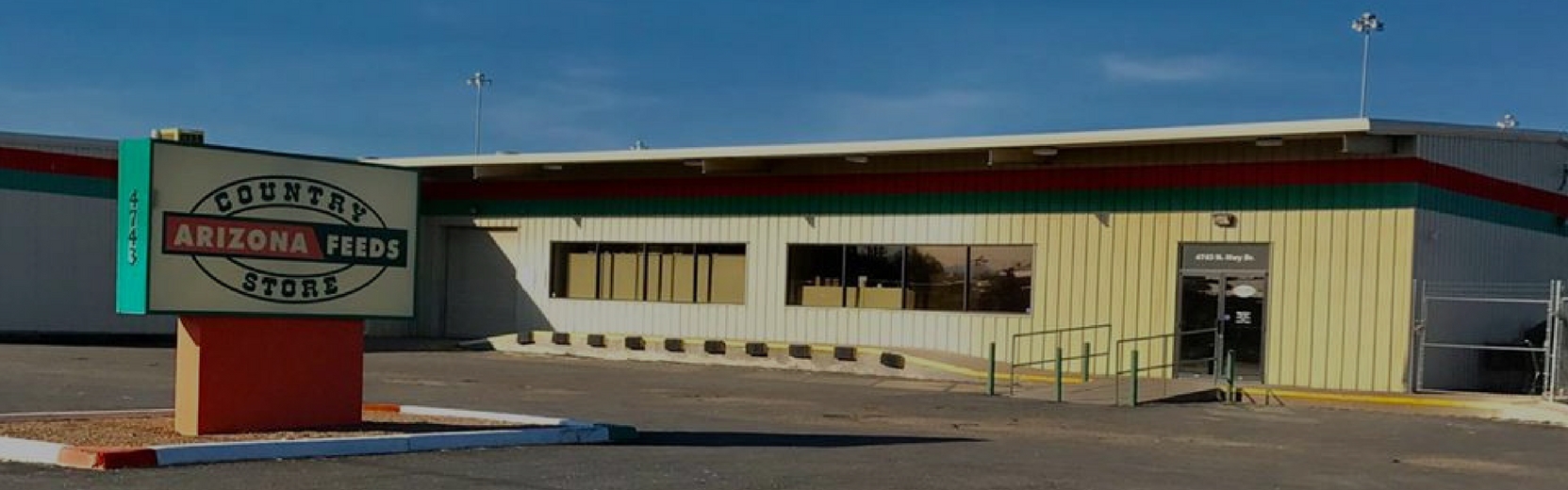Horse Feed AZ, Pet Supplies AZ, Chicken Supplies AZ, Livestock Feed