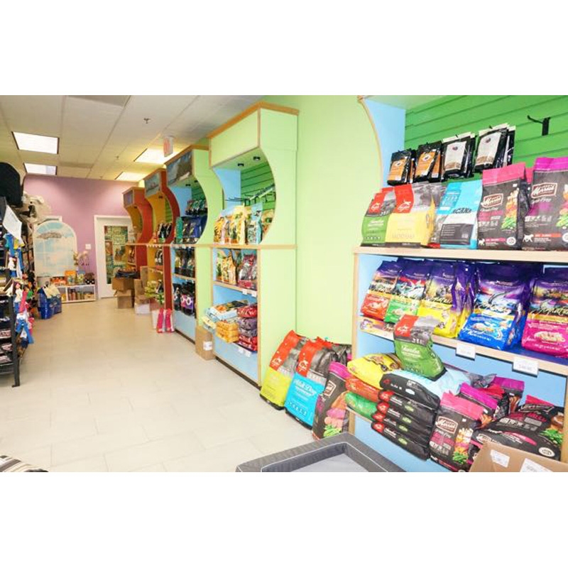 Gallery | Around The Store, Pet Profiles, Expert Groomers | Canine